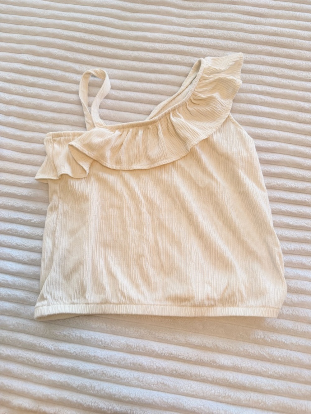 Old Navy One-Shoulder Ruffle Camisole - Cream